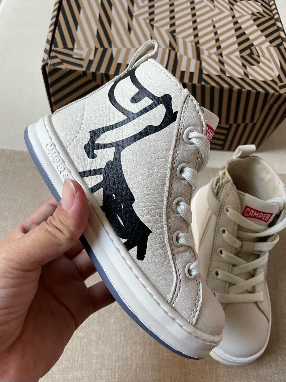 Camper Twins Toddler Lace up Sneaker - Size 8